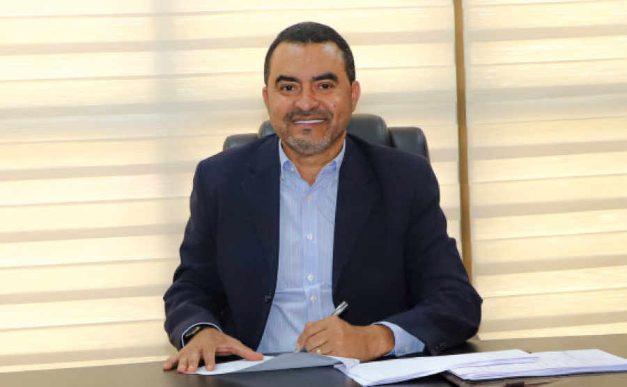 Wanderlei Barbosa decide permanecer no governo e abre mão de disputa ao Senado