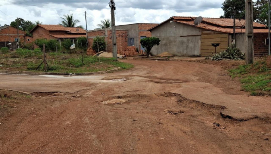 Buraqueira toma conta de Miranorte e Ministério Público exige ação imediata da prefeitura  Problema atinge toda a cidade e já compromete segurança, mobilidade e qualidade de vida da população