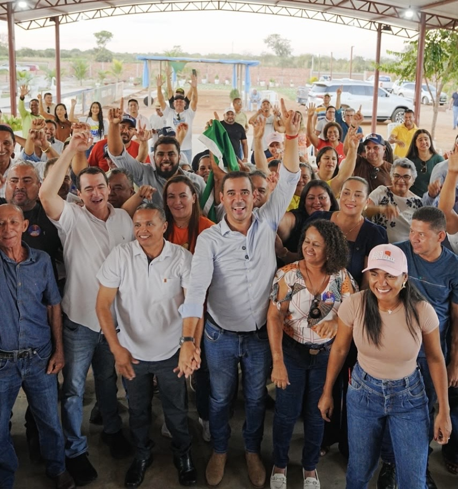 Prefeito Cezinha, vice-prefeita Marsuleide Neres e 7 vereadores de Peixe declaram apoio à candidatura de Alexandre Guimarães ao Senado